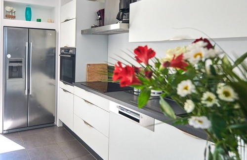 Plouneour-Brignogan-Plages Villa | 600m from the beach: House, 30° indoor pool and outdoor SPA