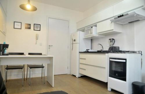 Reboucas Apartment | 609-Apartamento Encantador, com 1 vaga de GARAGEM, Todo Mobiliado e Decorado, Edificio com Academia, Lavanderia, Excelente localização no Rebouças, Proximo ao Batel e Centro