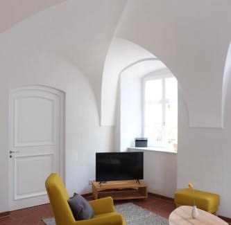 Pielenhofen Apartment | 60qm Wohnung Naabtal im historischen Pfarrhaus Pielenhofen