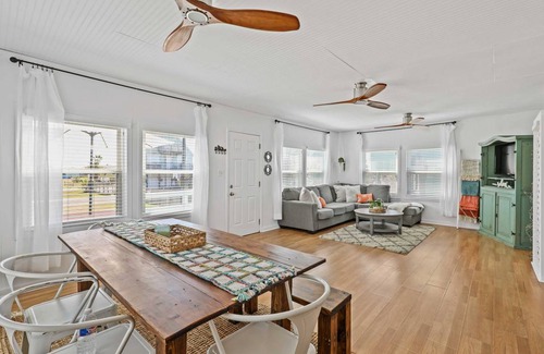 Jamaica Beach House | 62 m² House ∙ 2 bedrooms ∙ 5 guests