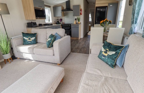 Mablethorpe Cottage | 62 Pinewood