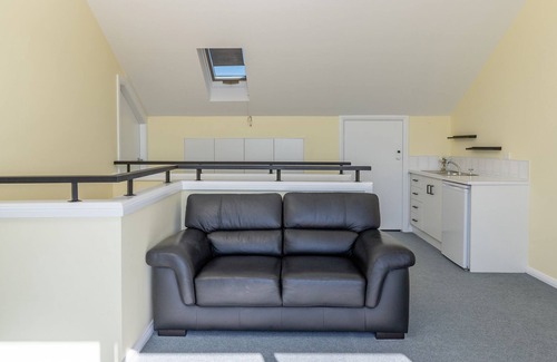 Forster House | 63 Burgess Road - Incredible views and location near beautiful Burgess Beach.