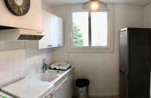 Miroir - Batignolles Apartment | 63 m² Apartment ∙ 2 bedrooms ∙ 5 guests