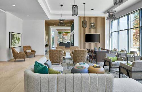 Dunwoody Hotel | 638 m² Hotel ∙ 5 guests