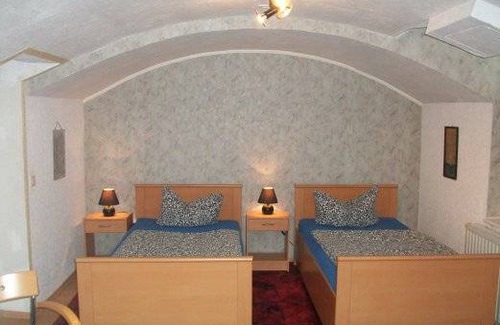 Radebeul Apartment | 65 m² Apartment ∙ 2 bedrooms ∙ 5 guests