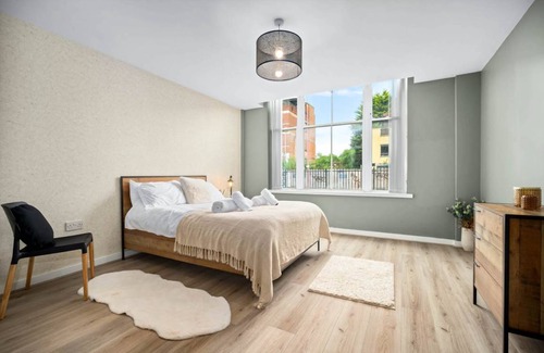 Birmingham Apartment | 65 m² Apartment ∙ 1 bedroom ∙ 2 guests