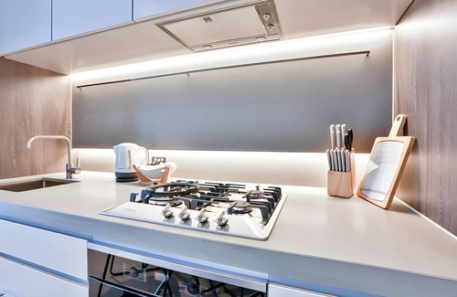 Box Hill Apartment | 68 m² Apartment ∙ 2 bedrooms ∙ 5 guests