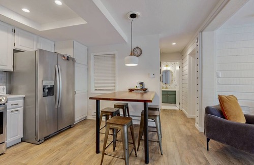 Elkhorn Village Condo | 69 m² Condo ∙ 1 bedroom ∙ 5 guests