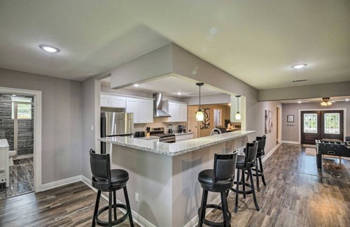 Southeast Houston House | 6BR – 3221 Sq Ft w/Game Room, Near Everything