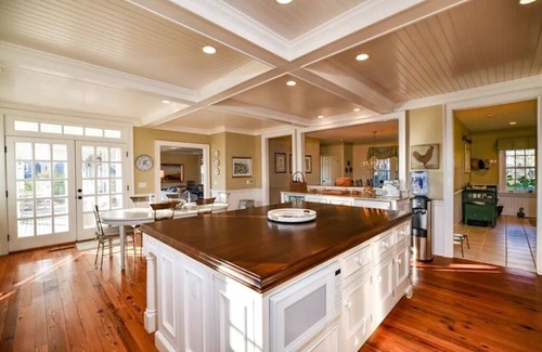Siasconset House | 6BR family home in the heart of Sconset with heated pool and guest house