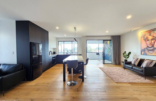 Lacepede House | 6TwentyTwo - Where contemporary meets the beach.