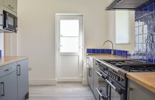 Wareham Cottage | 7 bedroom accommodation in Wareham