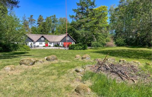 Norddjurs Municipality House | 7 Bedroom Awesome Home In Ørum Djurs