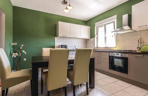 Crno House | 7 bedroom gorgeous home in Zadar