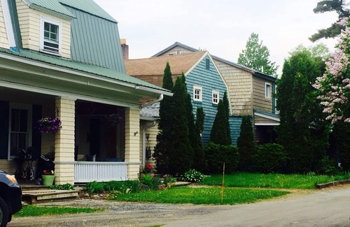 Waterbury Center House | 7 Bedroom House Near Stowe, Vermont