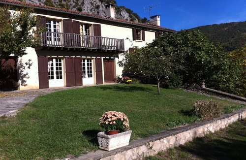 Foix Villa | 7 Bedroom Villa in Foix