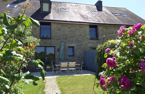 Melgven House | 7 Cottages in 100 acres, heated pool. Near Pont Aven, Concarneau, beaches 15km