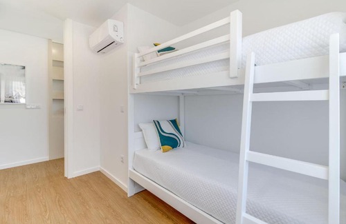 Povoa De Varzim Apartment | 7 Mares