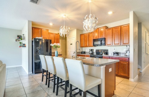 Sun City Center House | 7 Mi to Beach: Spacious Ruskin Home w/Patio