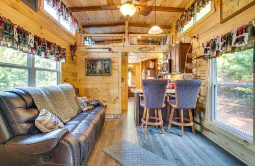 Mill Spring House | 7 Mi to Lake Lure Mill Spring Cabin with Hot Tub