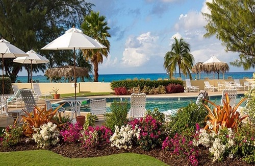 Seven Mile Beach House | 7 Mile Beach Cayman Condo