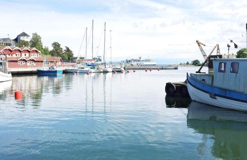Grisslehamn House | 7 person holiday home in GRISSLEHAMN-By Traum