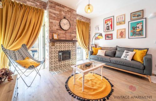 Se Apartment | 7 Styles Apartments by Raspberry Cascade