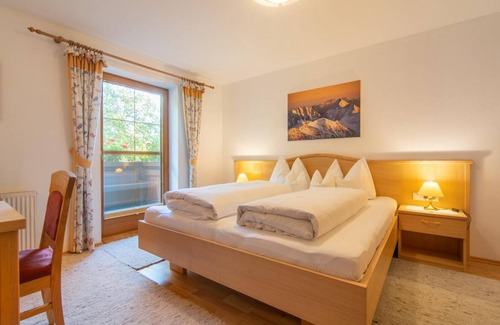 Strass im Zillertal Apartment | 70 m² Apartment ∙ 2 bedrooms ∙ 5 guests