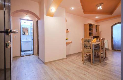 Curtea De Arges Apartment | 70 m² Apartment ∙ 1 bedroom ∙ 4 guests