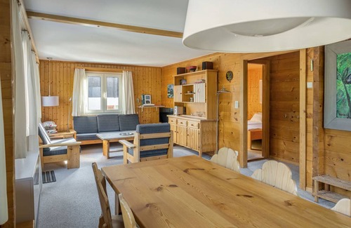 Fiesch Apartment | 70 m² Apartment ∙ 3 bedrooms ∙ 6 guests