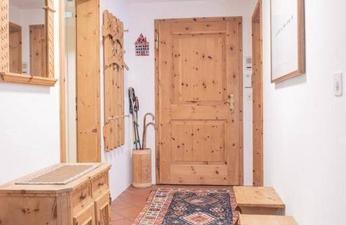 Sils-Maria Apartment | 70 m² Apartment ∙ 2 bedrooms ∙ 4 guests