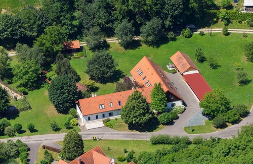 Gemeinde Hohenbrugg-Weinberg Apartment | 70 m² Apartment ∙ 2 bedrooms ∙ 6 guests