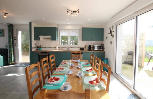 Ravenoville House | 70 m² Gîte ∙ 2 bedrooms ∙ 5 guests