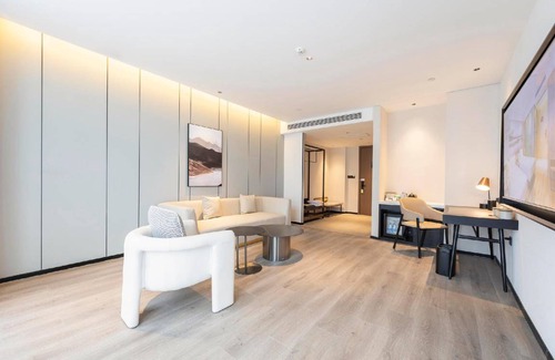 Jinshui District Hotel | 70 m² Hotel ∙ 4 guests
