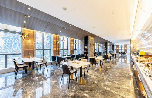 Jinshui District Hotel | 70 m² Hotel ∙ 4 guests