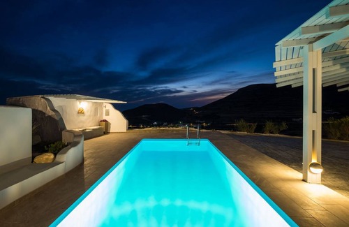 Paros Villa | 70 m² Villa ∙ 2 bedrooms ∙ 4 guests