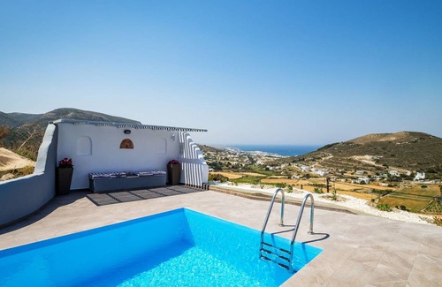 Paros Villa | 70 m² Villa ∙ 2 bedrooms ∙ 4 guests