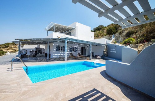 Paros Villa | 70 m² Villa ∙ 2 bedrooms ∙ 4 guests