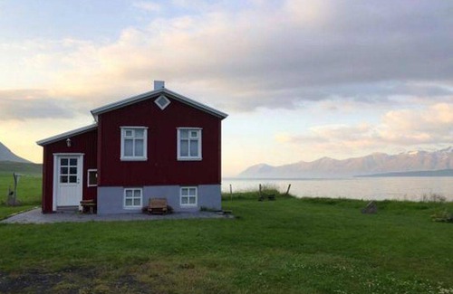 Dalvik House | 700 ft² House