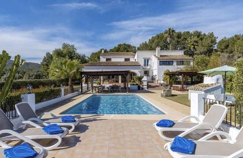 Tarraula House | 700 m² House ∙ 10 bedrooms ∙ 22 guests