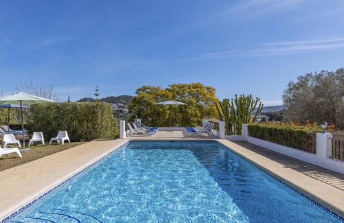 Tarraula House | 700 m² House ∙ 10 bedrooms ∙ 22 guests