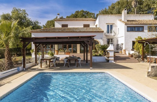 Tarraula House | 700 m² House ∙ 10 bedrooms ∙ 22 guests
