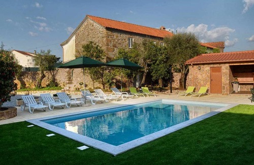 Codecoso House | 700 m² House ∙ 14 bedrooms ∙ 34 guests