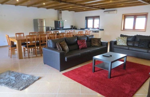 Codecoso House | 700 m² House ∙ 14 bedrooms ∙ 34 guests