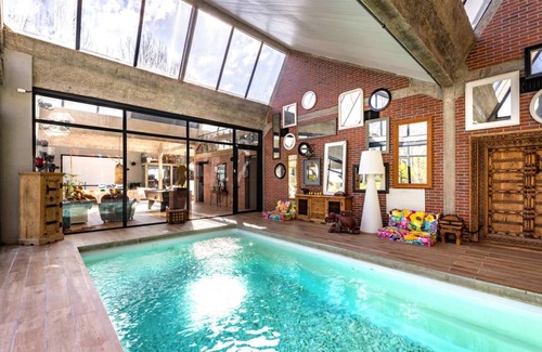 Seine-et-Marne House | 700 m² House ∙ 5 bedrooms ∙ 12 guests