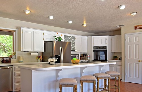 Copperas Cove House | 7000 sqft house on 5 acre with pool and indoor basketball/Raquetball court