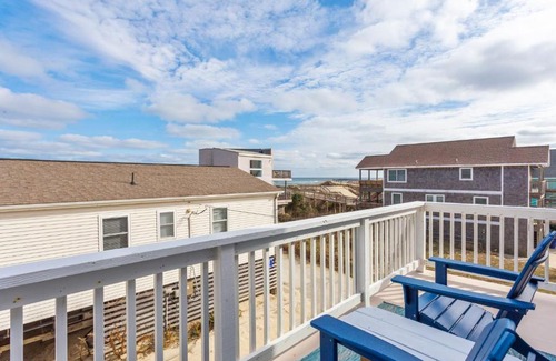 South Nags Head House | 7046 Only Good Vibes Ocean and Sound Views