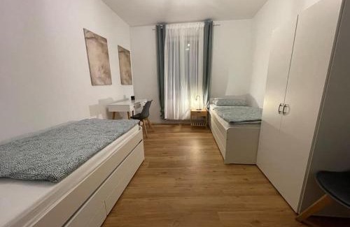 Ricklingen Apartment | 70qm - 3 rooms - free parking - city - MalliBase Apartments