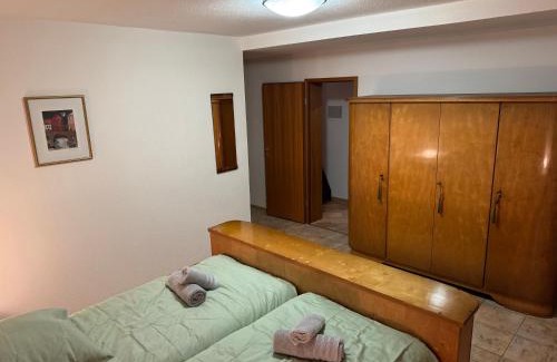 Riegelsberg Apartment | 70qm Apartment mit Stellplatz und Garten