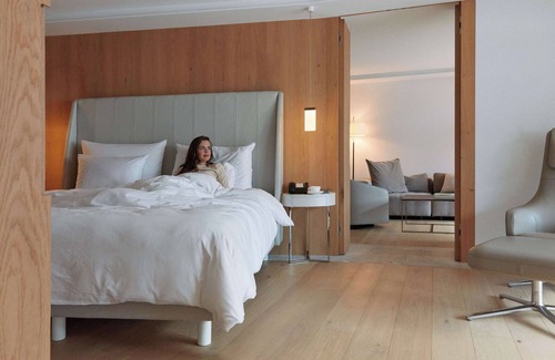Vals Hotel | 7132 Hotel